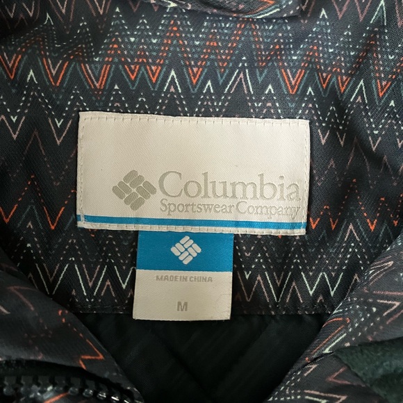 Columbia ski jacket, Size Medium, Worn once - Picture 2 of 4